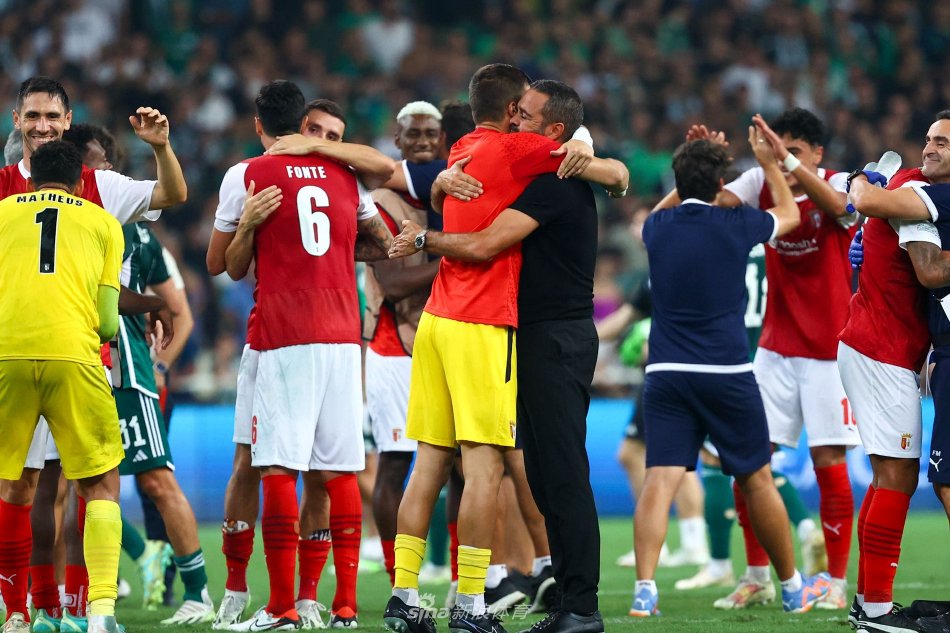 我可以帮你 我可以帮你