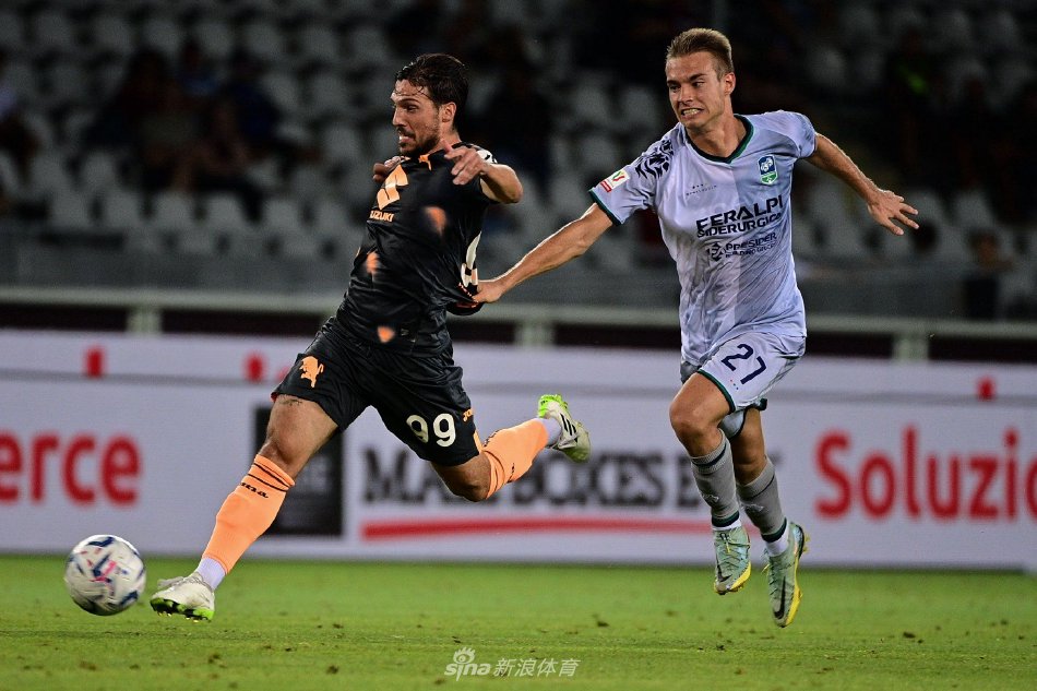 时刻向世界 时刻向世界