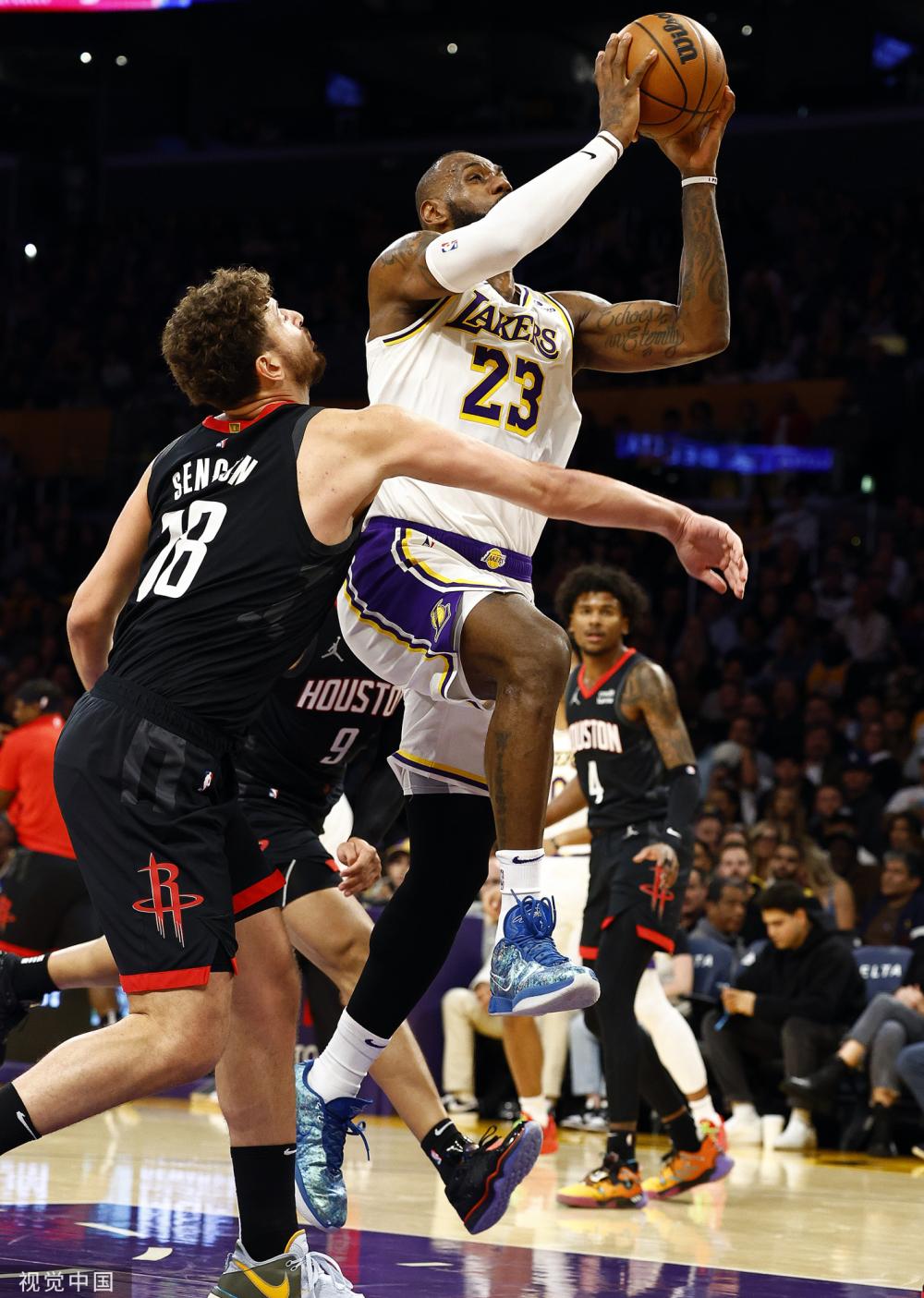 代表了双方 代表了双方