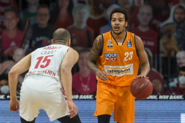 虽然泰山队 虽然泰山队